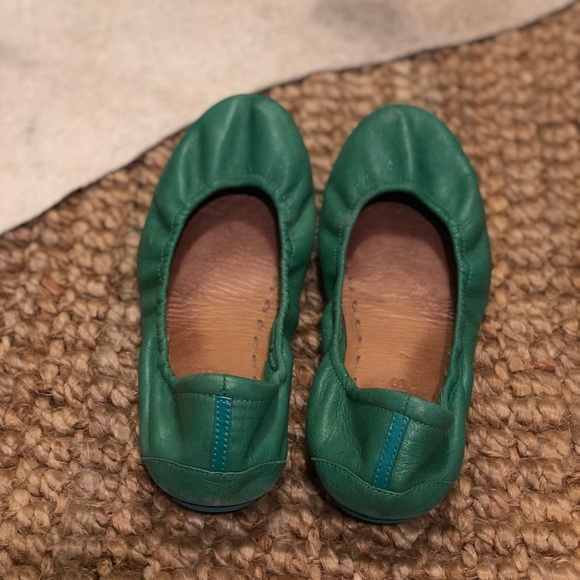 Tieks Shoes - Clover Green Tieks size 7